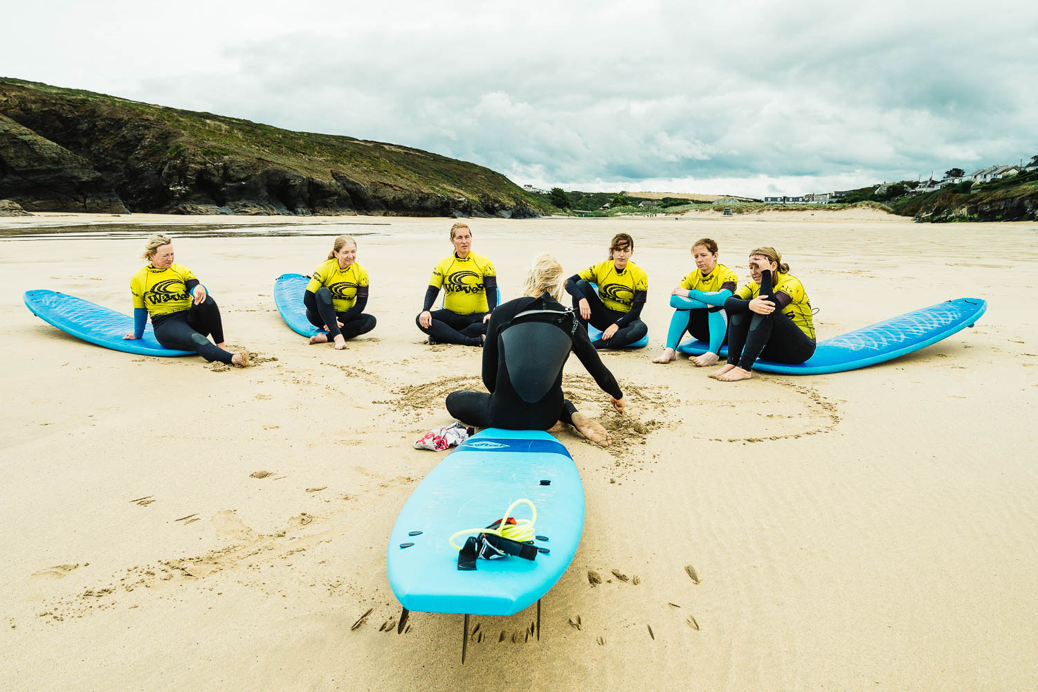 Waves Surf School Cornwall | Surf Lessons